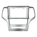 Bisel Adaptador Radio 9 PuLG Jeep Grand Cherokee 2008-2012 Plateado